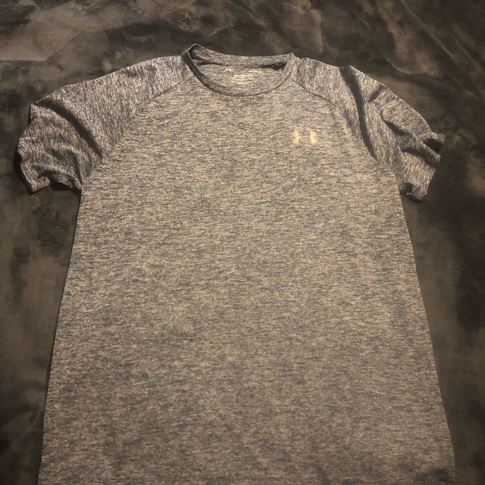 Under Armour Men's Gray T-Shirt